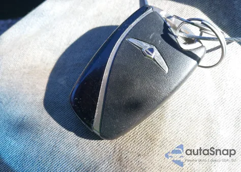 2015 Hyundai Genesis 3.8 from USA, damaged, VIN KMHGN4JE1FU096297